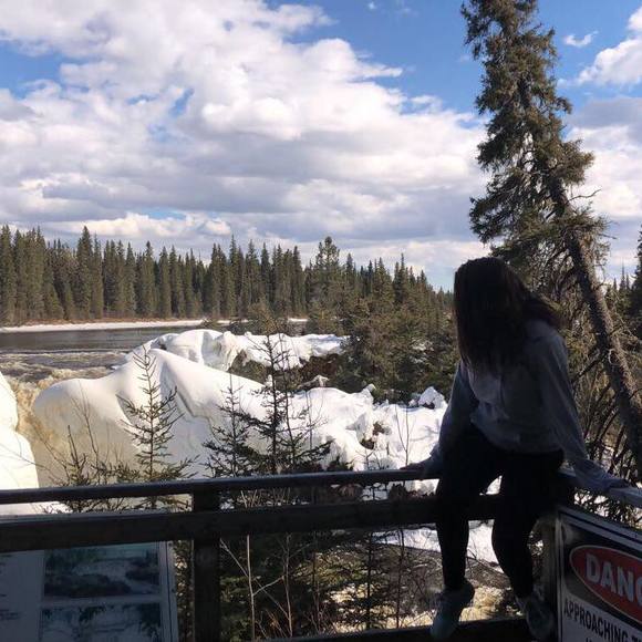 Meet your Posher, Emily - Picture 1 of 1